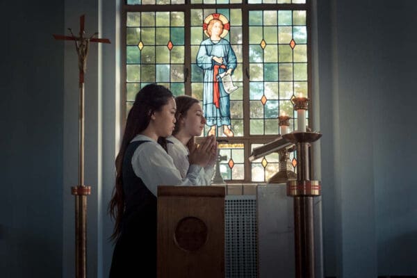 Lisa Johnston  |  lisa@aeternus.com  |  @aeternusphoto  Incarnate Word Academy 2018 spring photoshoot.